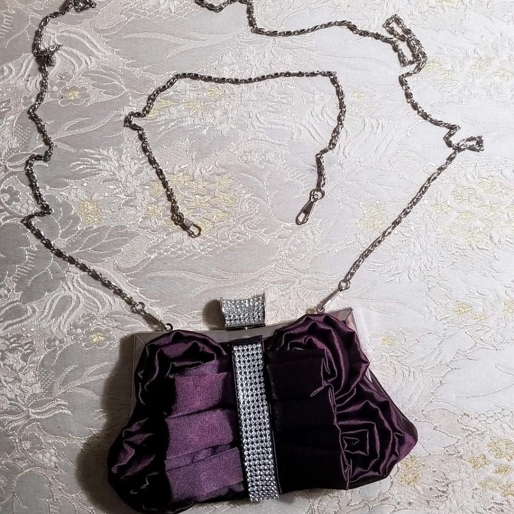 Vintage Purple Bow Rhinestone Clutch With 2 Different Chain Lengths